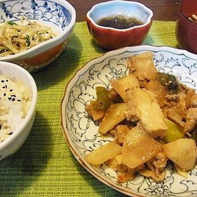 厚揚げと大根、豚肉の味噌炒め