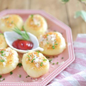 イタリアンレシピ♡休日おつまみに♡とろ～りチーズのイタリアン芋もち