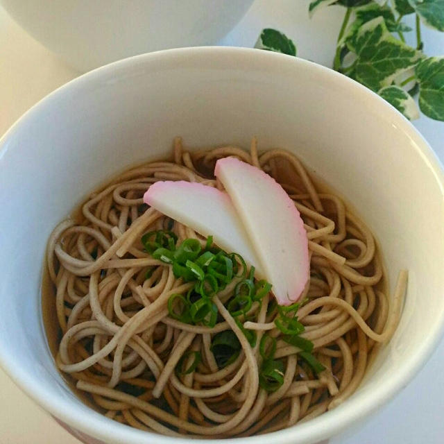 《レシピ有》麺つゆで簡単☆あったかお蕎麦、三姉妹の真ん中次女Maco。