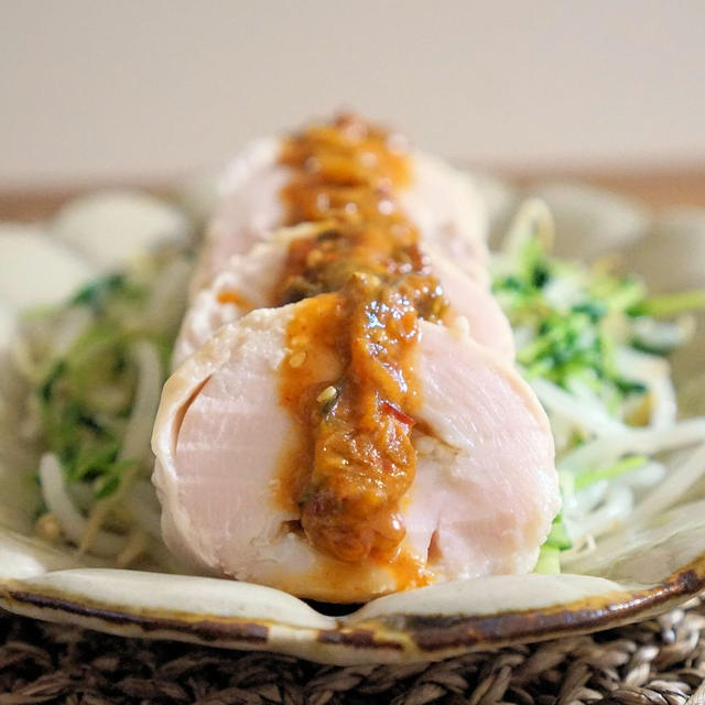 塩麹でつくる鶏ハム♪安い鶏むね肉でもしっとり柔らか◎