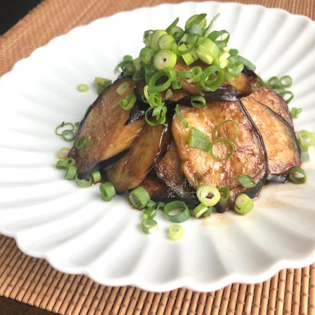 【食材１つでさっぱり煮】アンチエイジング効果に！焼きナスのレモンしょうゆ煮♡レシピ