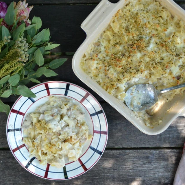 Chicken and Mushroom Pasta Bake 鶏肉と茸のパスタベイク