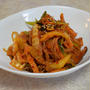 キムチ　チャプチェ（김치잡채）レシピ　－－　酸味があるキムチをたっぷり入れてチャプチェを変える！