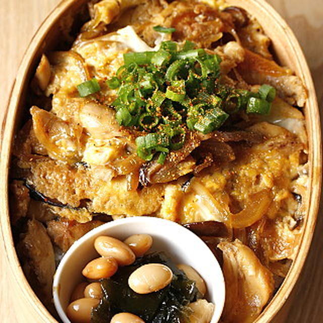 ■　親子丼弁当と焼売　■