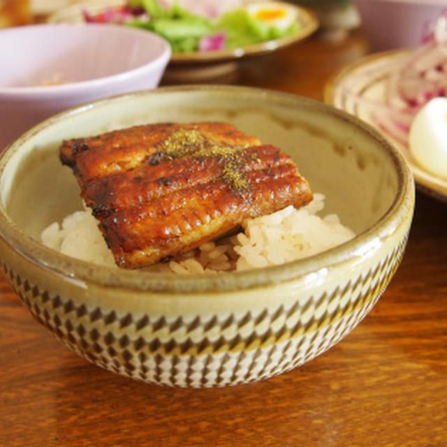 小石原焼でうなぎランチ