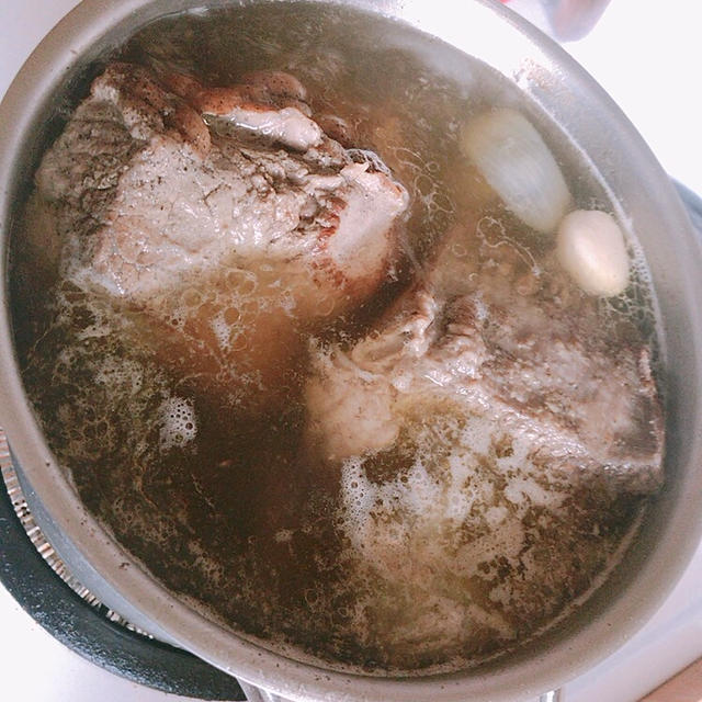 1.6キロの牛肉塊