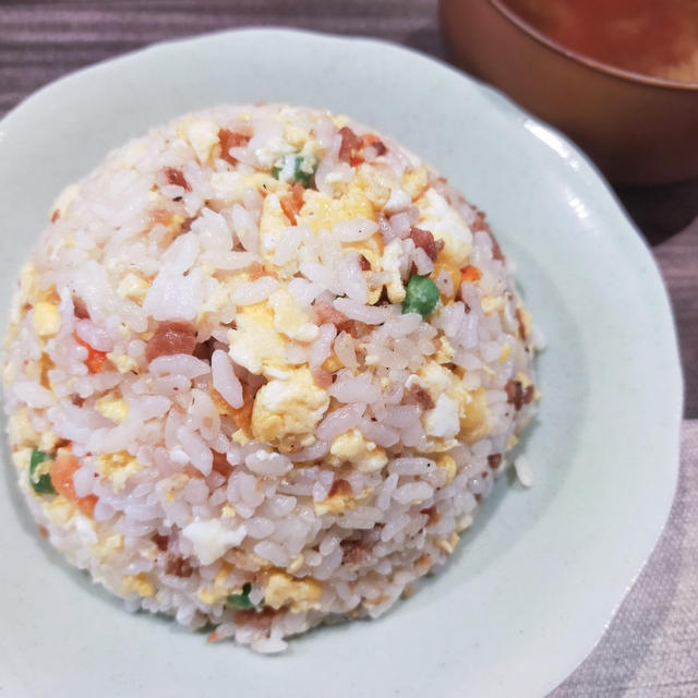 業務スーパーのチャーハンの素がめちゃめちゃ使える＼(^o^)／