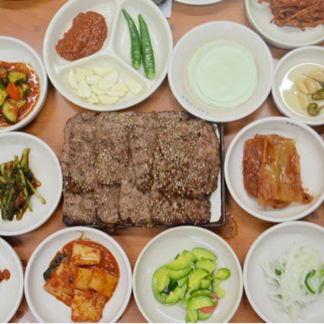 【光州広域市】カンジュソンジョン　トッカルビ本店　 광주송정　떡갈비 본점　ある食材との出会い