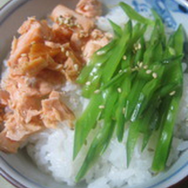 「焼き鮭のプチどんぶり」