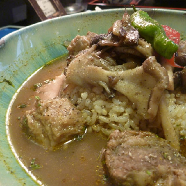 旧ヤム邸でカレーランチとイエナのパン＠谷町６丁目