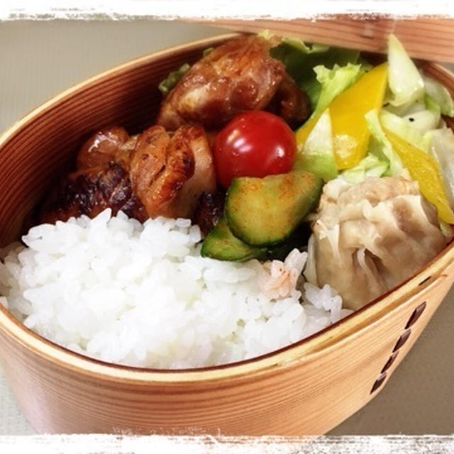 ストウブ・タジン鍋で作る醤油麹チキンのお弁当。