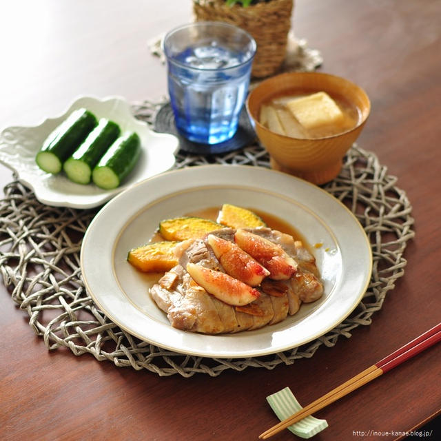 最近納得いかないことと、厚切りポークのステーキにいちじくのソースで晩ごはん