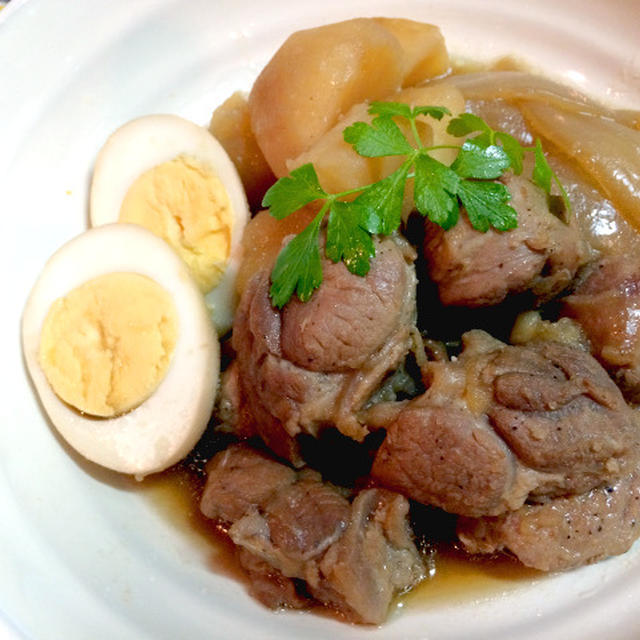 豚スネ肉の肉じゃが定食！