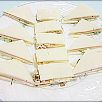 チーズサンド・オードブル２種。明治北海道十勝贅沢スライスチーズを使っておつまみを作ってみました