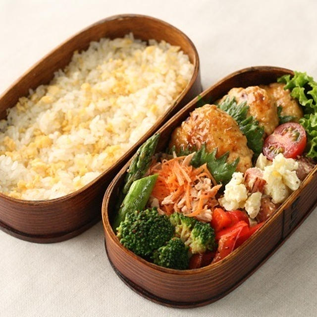 パクパク食べちゃう鶏つくねのお弁当