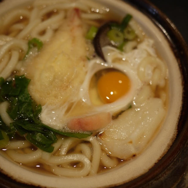 「冨美家」のなべ焼きうどん