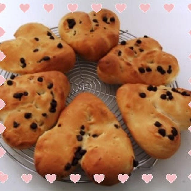 バレンタインにハートのチョコチップパン☆