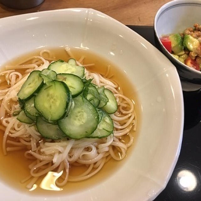 浅漬けのせ半田麺