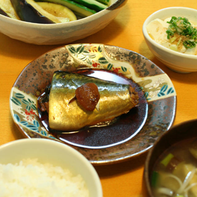 関西風サバの煮つけで、和風なうちごはん