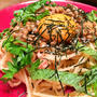明太バターと大葉の風味が最高な「月見明太納豆パスタ」