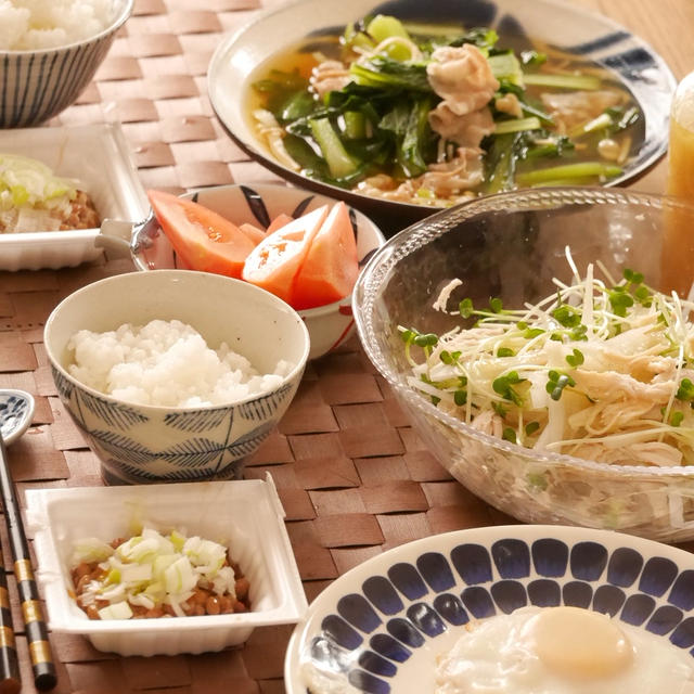 健康朝ごはん！小松菜と豚のさっと煮と鶏肉と大根のゆず味噌サラダ