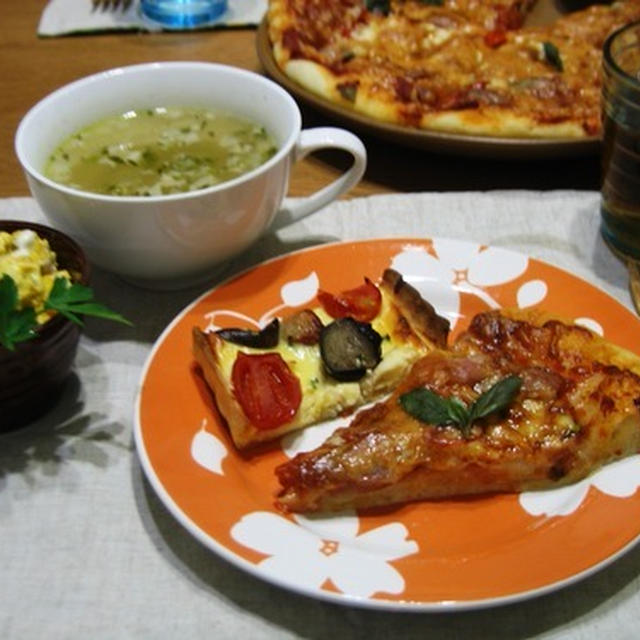 ピザとキッシュの晩ごはん