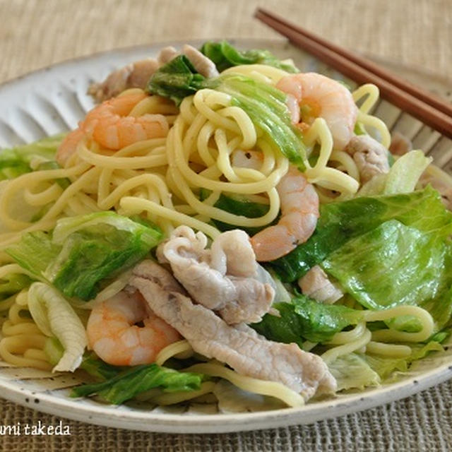 毎日のごはん作りはにあったら大助かりな、時短になる調味料。