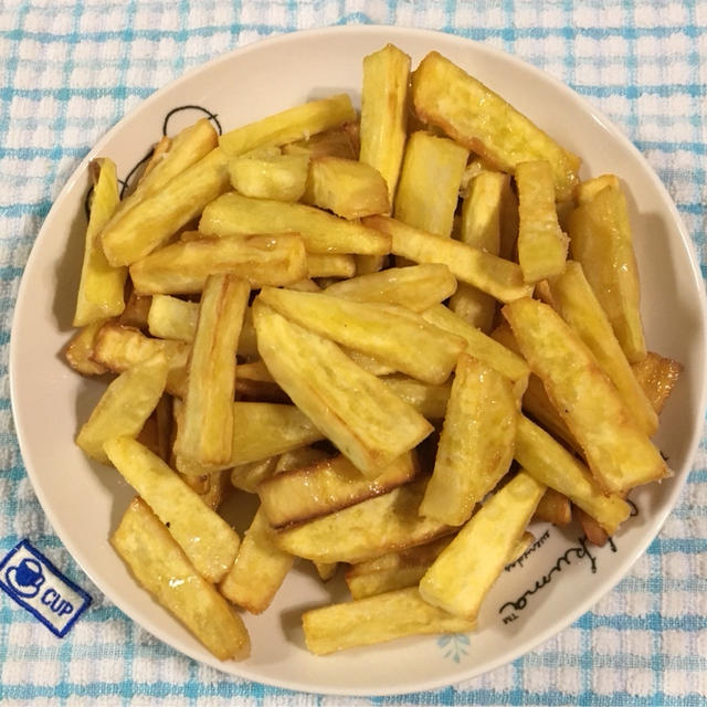 鯖の生姜煮♪ キャベツとハムとシーチキンのサラダ♪ 簡単！大学芋♪ みそ汁♪