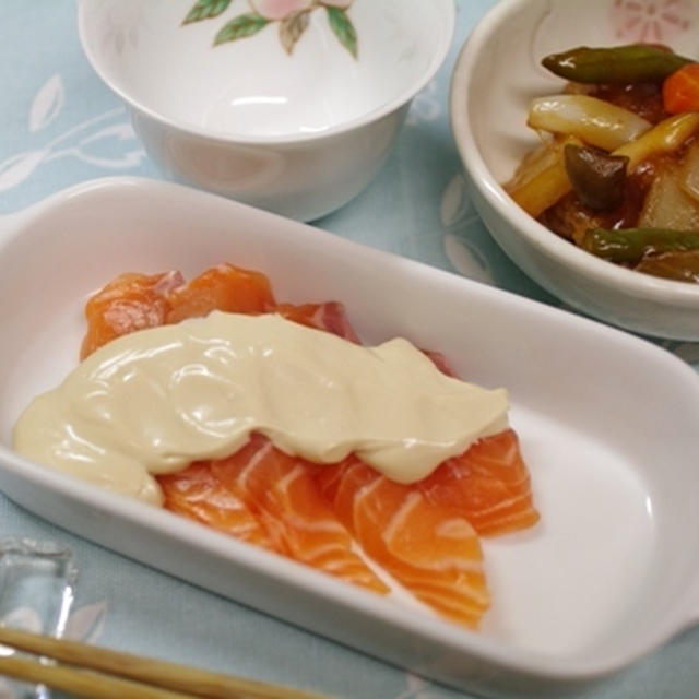 クリームチーズソース☆ノルウェーサーモンのお刺身ソースのアイディアレシピ