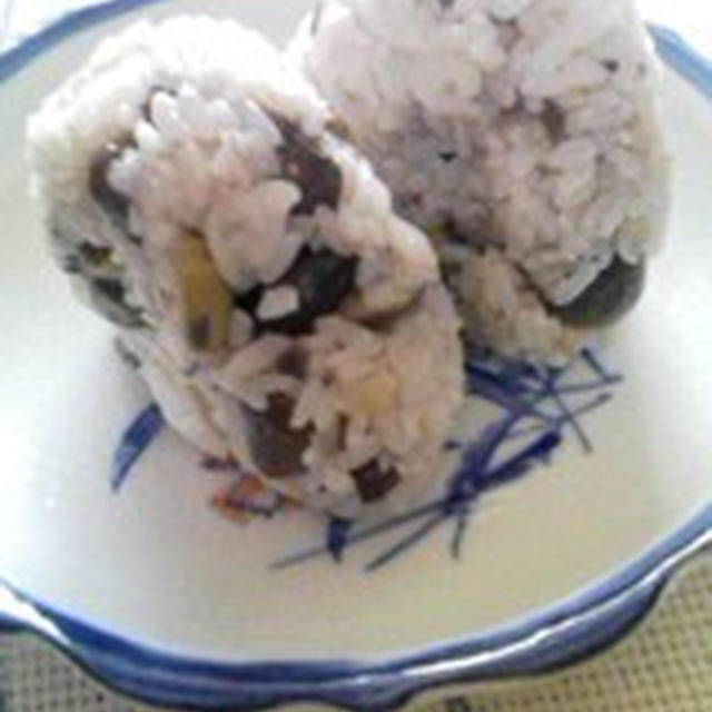 「黒枝豆のおむすび」