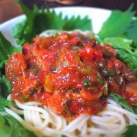 鶏レバーのミートソース煮込みパスタ