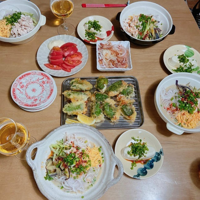 豆乳サラダ蕎麦と、タラの大葉天ぷらの週末ごはん