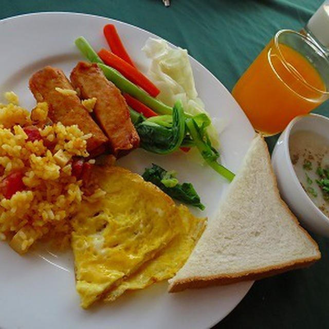 ホーチミン旅行記　22　バイキングの朝食