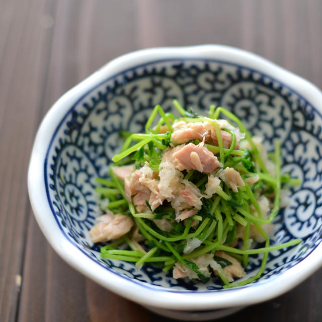 あと一品に-豆苗とツナのさっぱりおろし和え。*かどや製油