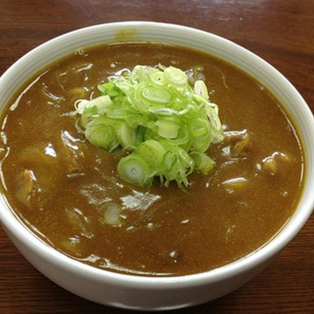 朝の麺は「カレー中華そば」