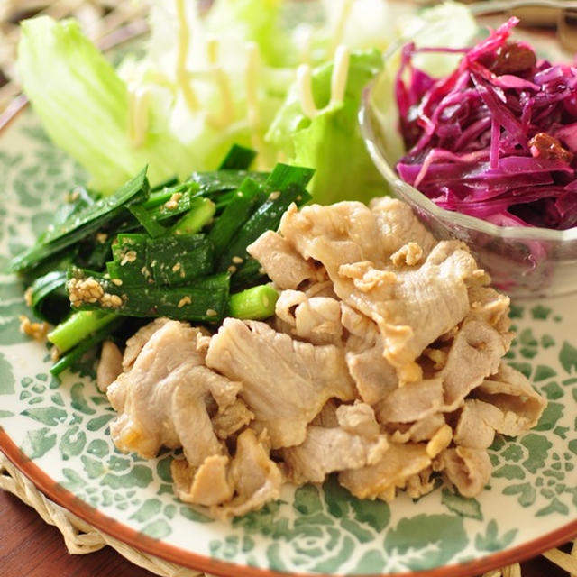 冷しゃぶサラダ用のお肉を茹でて和えるだけの簡単肉レシピと、週末インスタライブやります！