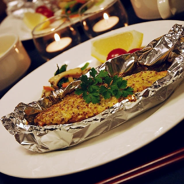 簡単レシピ♪鮭のホイル焼き☆マヨマスターソース
