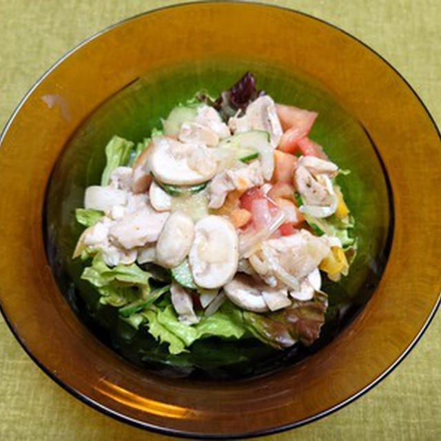 鶏肉と野菜のサラダ、パテドカンパーニュ