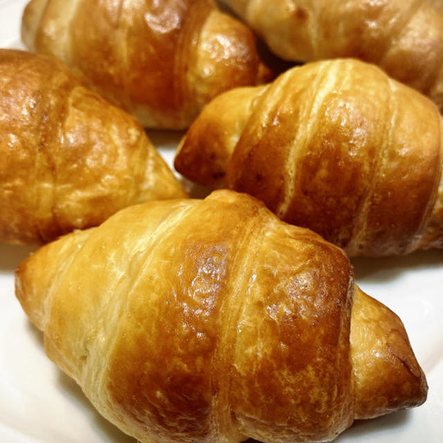 チョコレートデニッシュと晩ご飯(ハンバーグ)