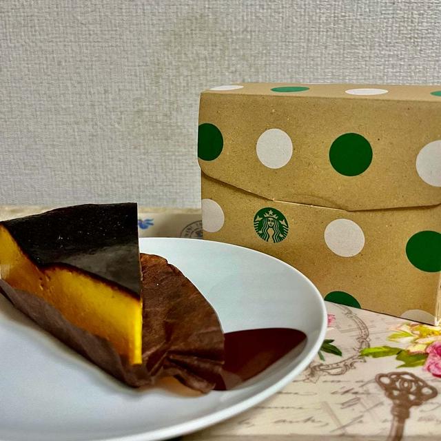 【かぼ活】今秋も登場！スタバ パンプキンバスクチーズケーキ