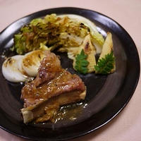 オレンジフルブラでスペア—リブの蒸し焼き春野菜添え＆ありがとう♡ハピバ弁１