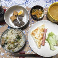 小松菜と豚肉の混ぜご飯とはんぺんフライ。