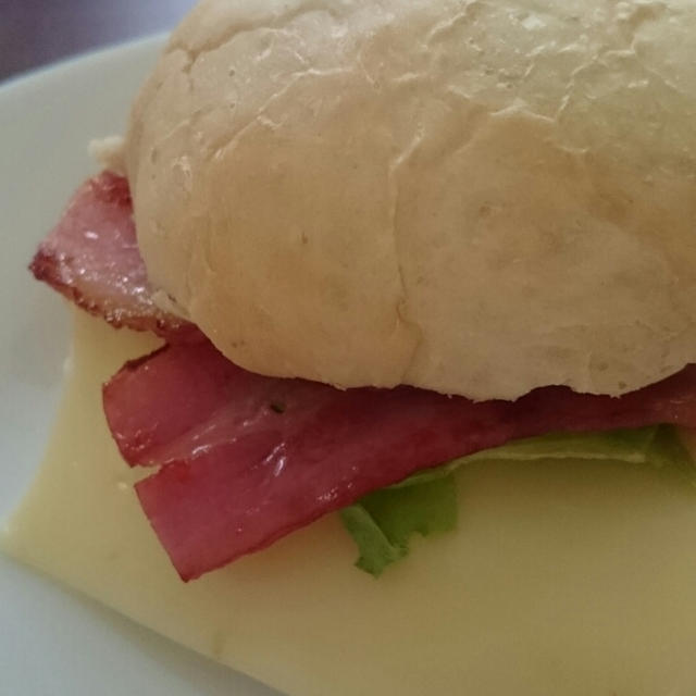 ベーコンチーズバーガー