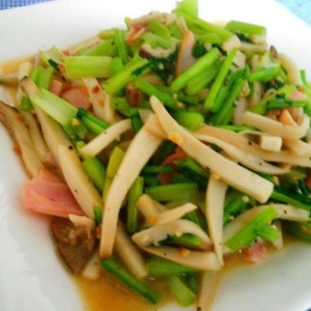 簡単♪エリンギとかぶの葉っぱのガーリックオニオンバターソテー♪
