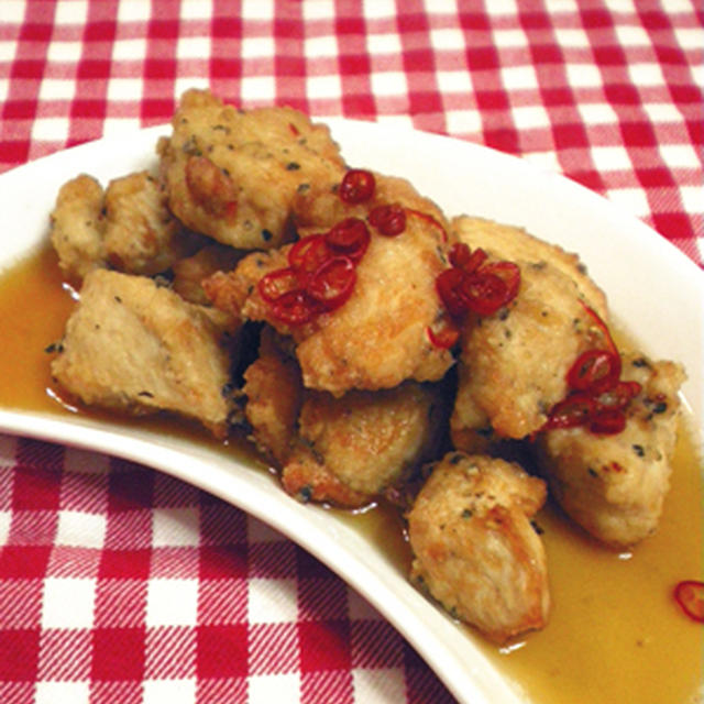 鶏肉のナンプラー漬け
