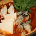 牡蠣キムチチゲ　　－－　牡蠣の旨みが凝縮されたキムチチゲ。