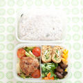 お弁当（真夜中制作）『ぎゅっとたたんだ豚とキャベツのハーブ炒め』