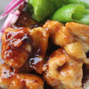 味噌とウスターソースのハーモニーde☆鶏もも肉のこってりと照り焼き♪