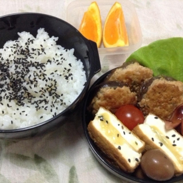 大葉がかくれんぼ。椎茸の肉詰め弁当！