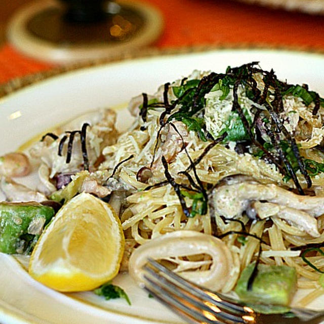 Japanese Mentaiko Creamy Seafood & Mushroom Pasta